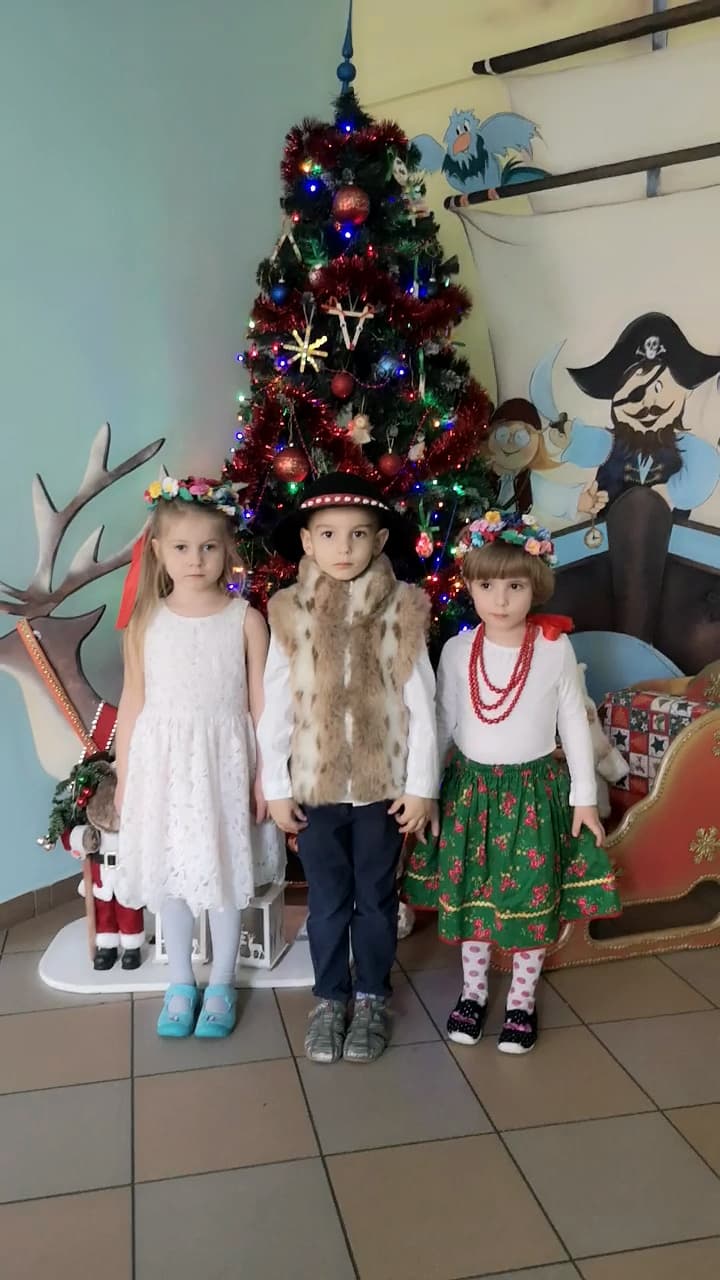 VIII MIĘDZYPRZEDSZKOLNY FESTIWAL KOLĘD I PASTORAŁEK